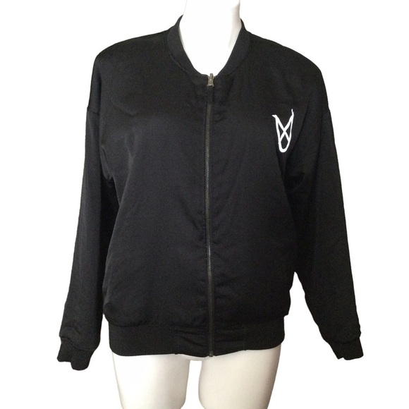 MinkPink Midnight Romance Floral Reversible Bomber Jacket - Picture 11 of 12